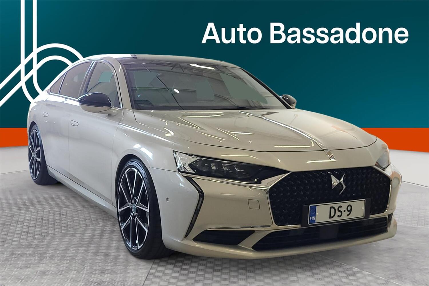 DS 9 vaihtoauto
