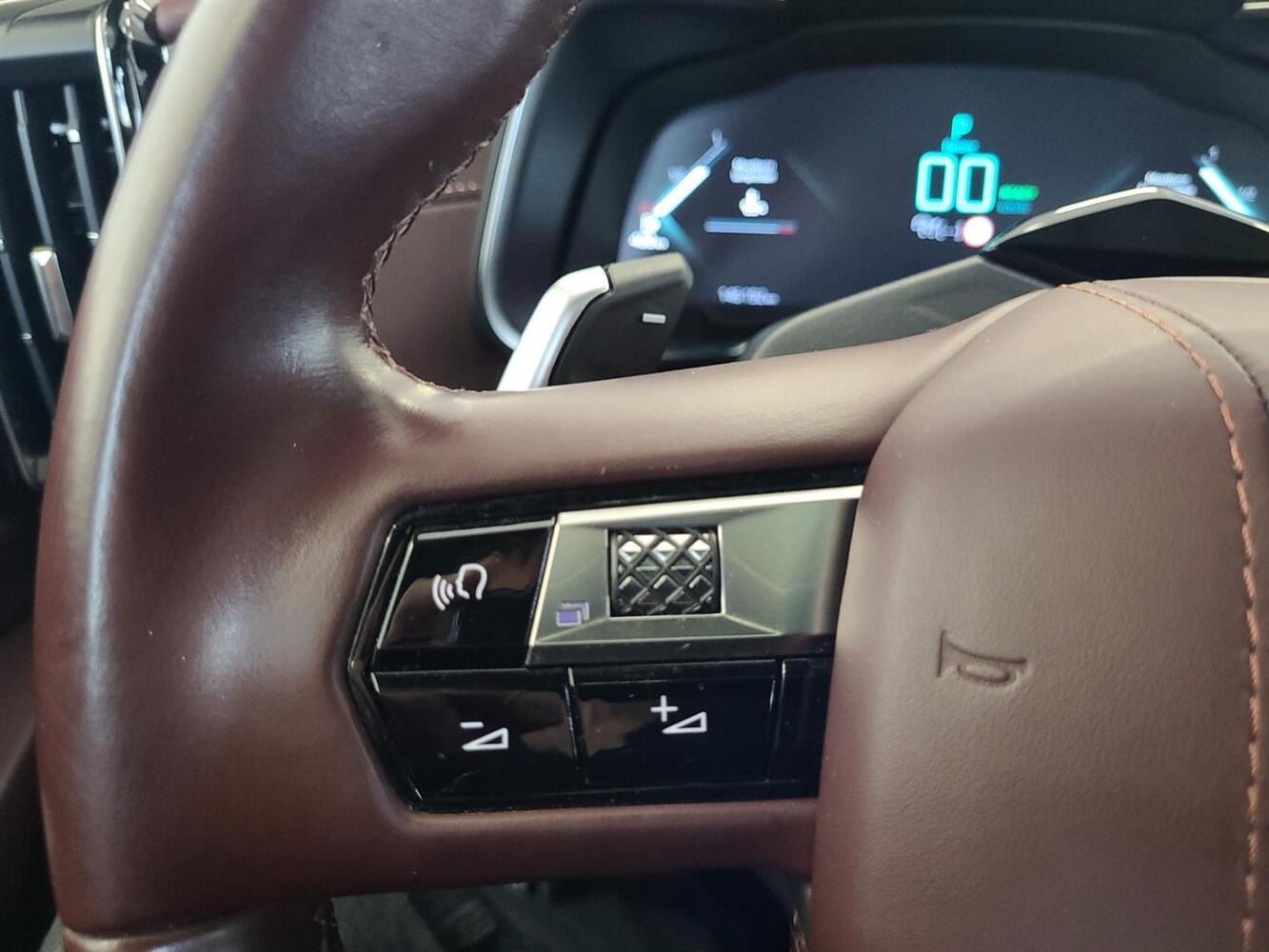 DS 9 vaihtoauto
