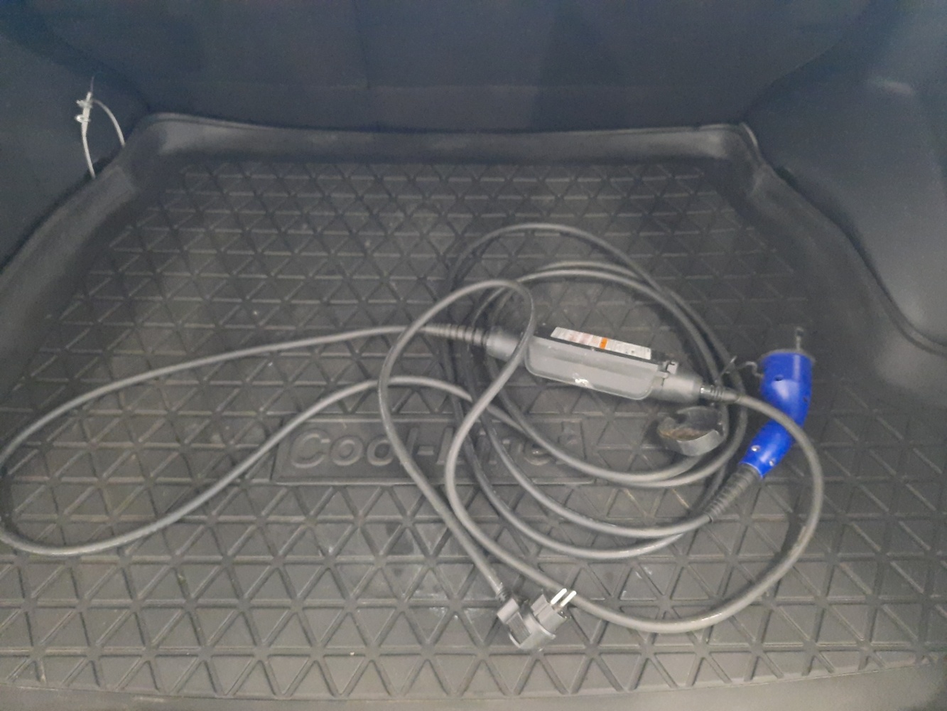 Suzuki Across vaihtoauto