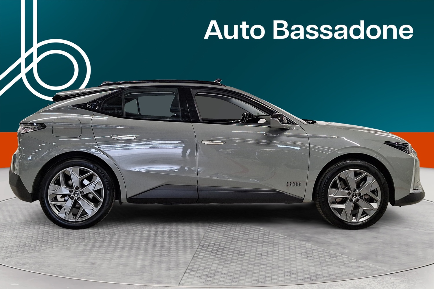 DS 4 vaihtoauto