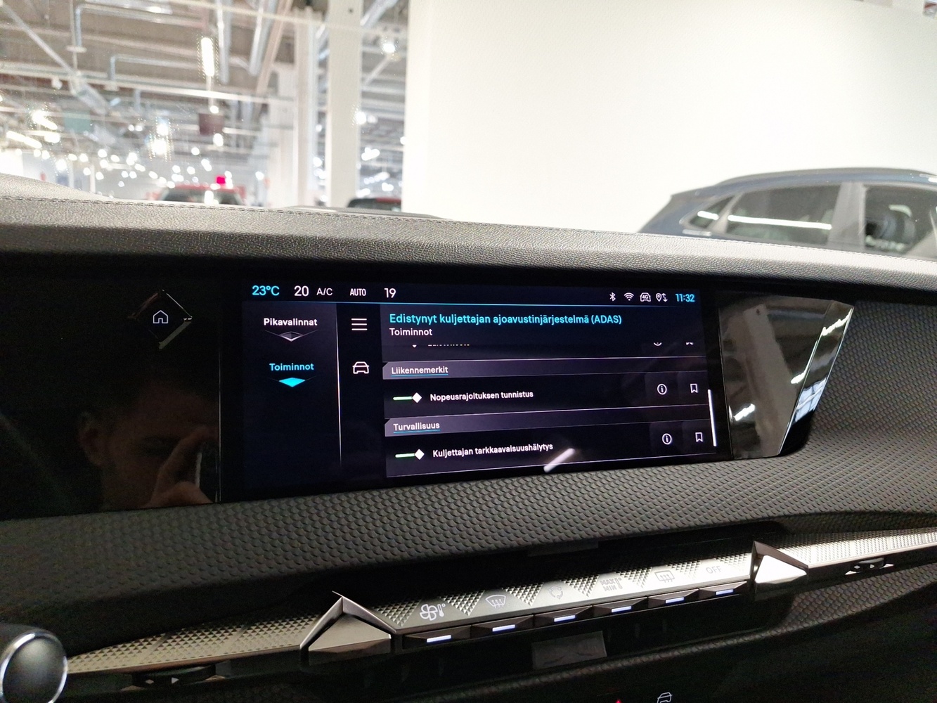 DS 4 vaihtoauto