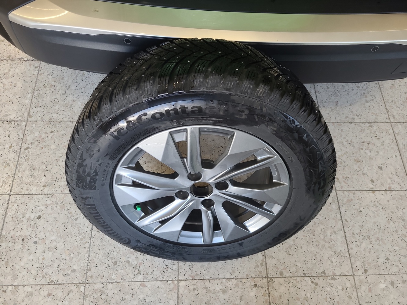Peugeot e-2008 vaihtoauto