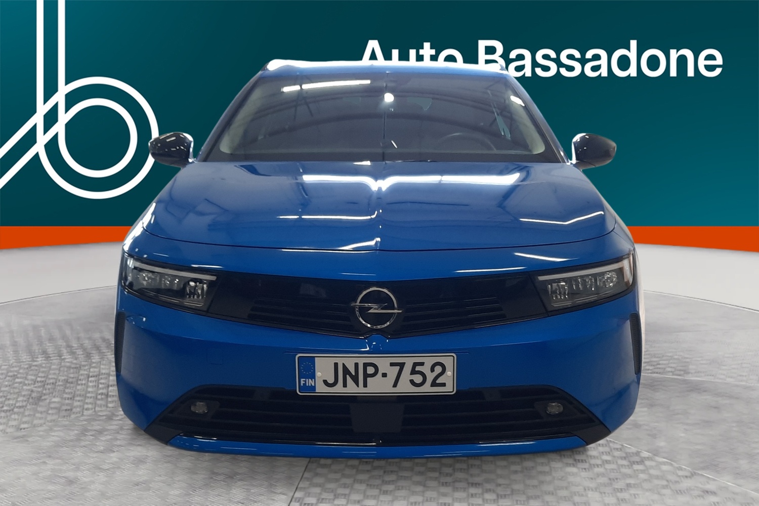 Opel Astra vaihtoauto