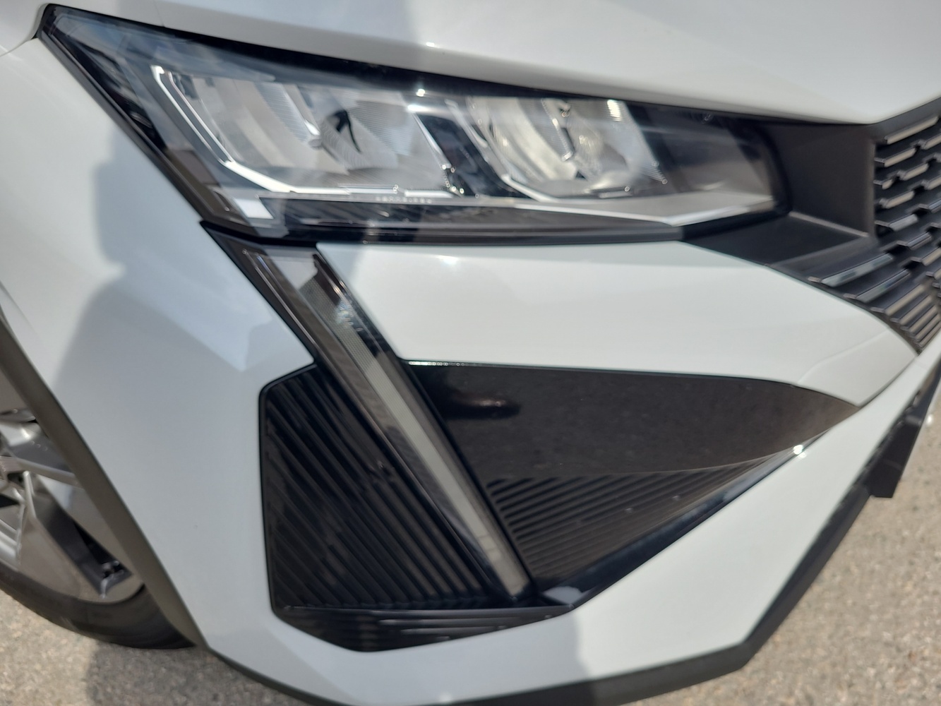 Peugeot 408 vaihtoauto