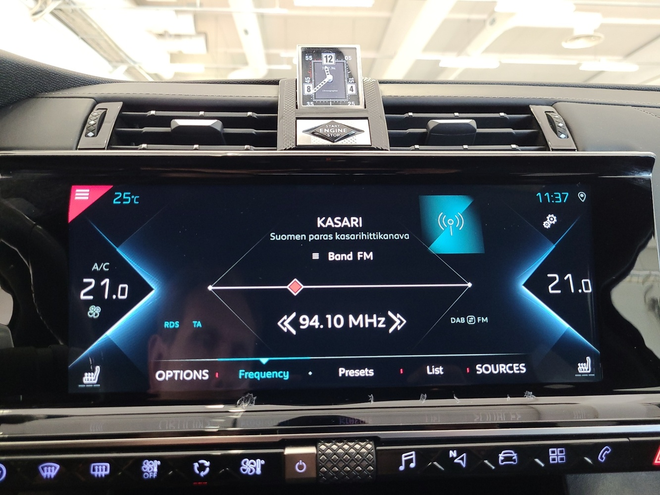 DS 7 Crossback vaihtoauto