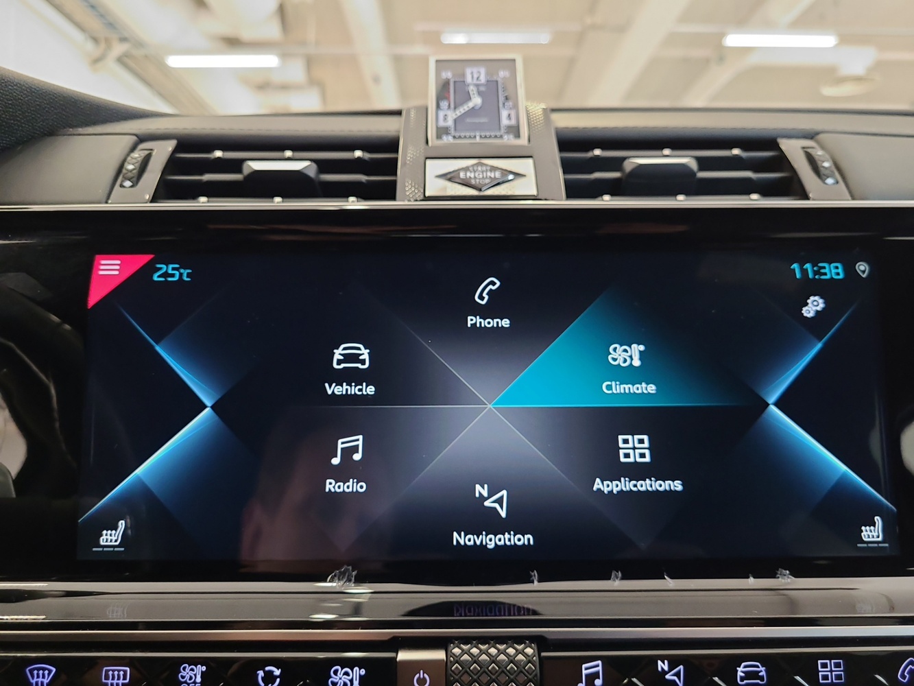 DS 7 Crossback vaihtoauto