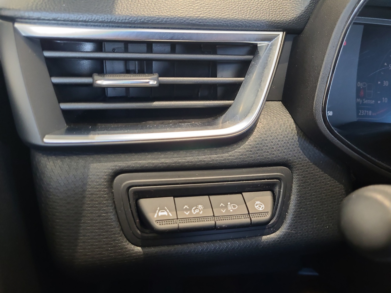 Renault Clio vaihtoauto