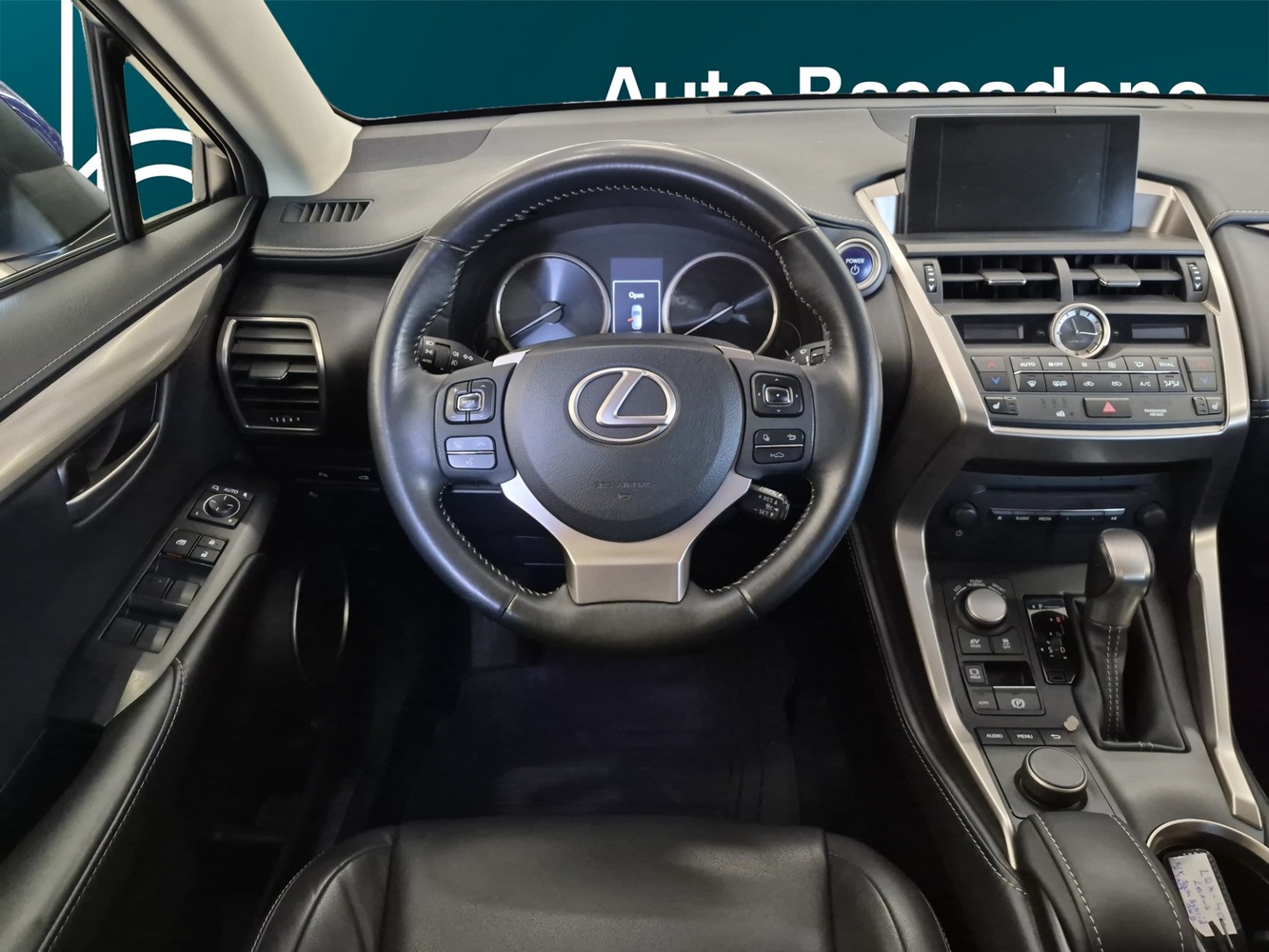 Lexus NX vaihtoauto