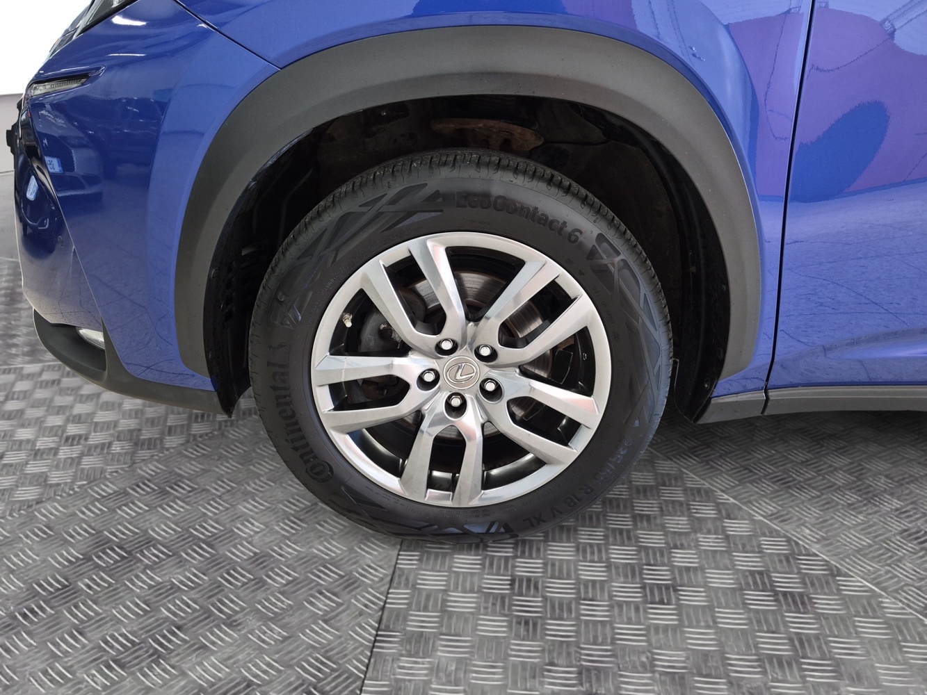 Lexus NX vaihtoauto