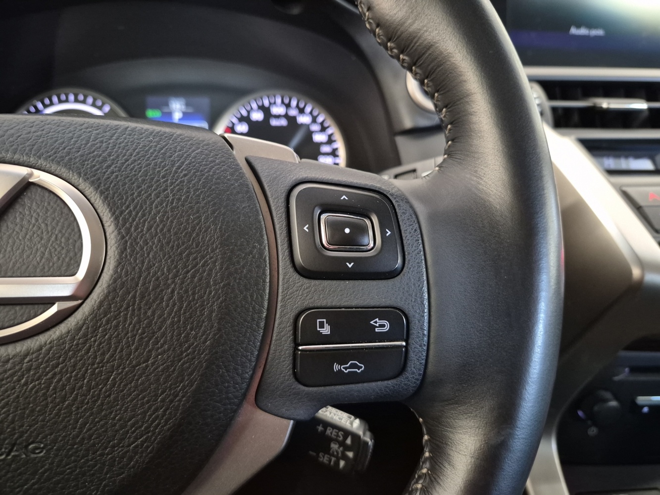 Lexus NX vaihtoauto