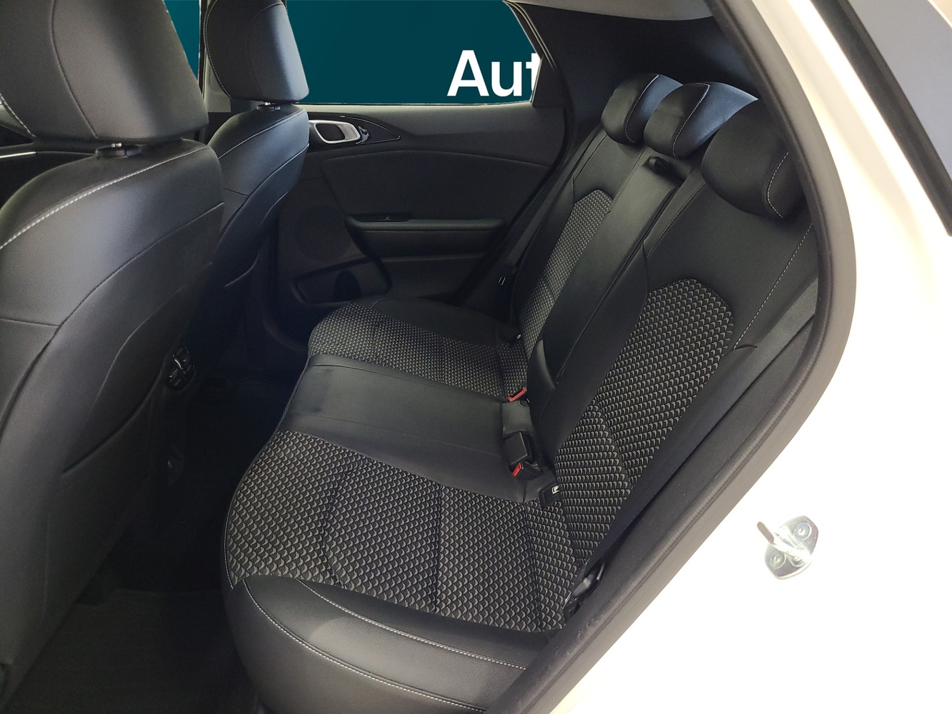 Kia XCeed vaihtoauto