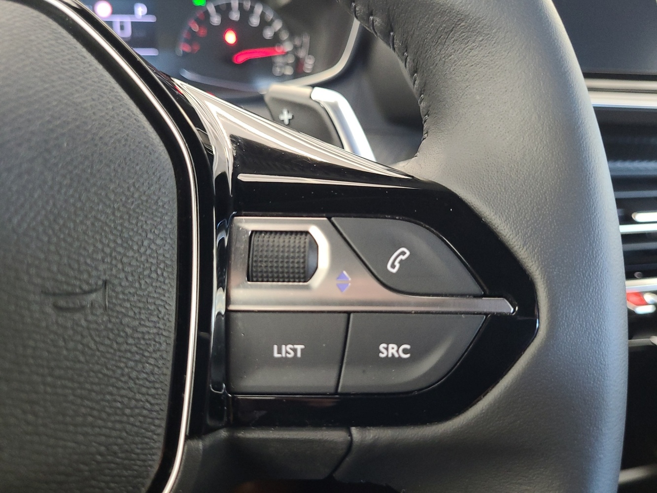 Peugeot 2008 vaihtoauto