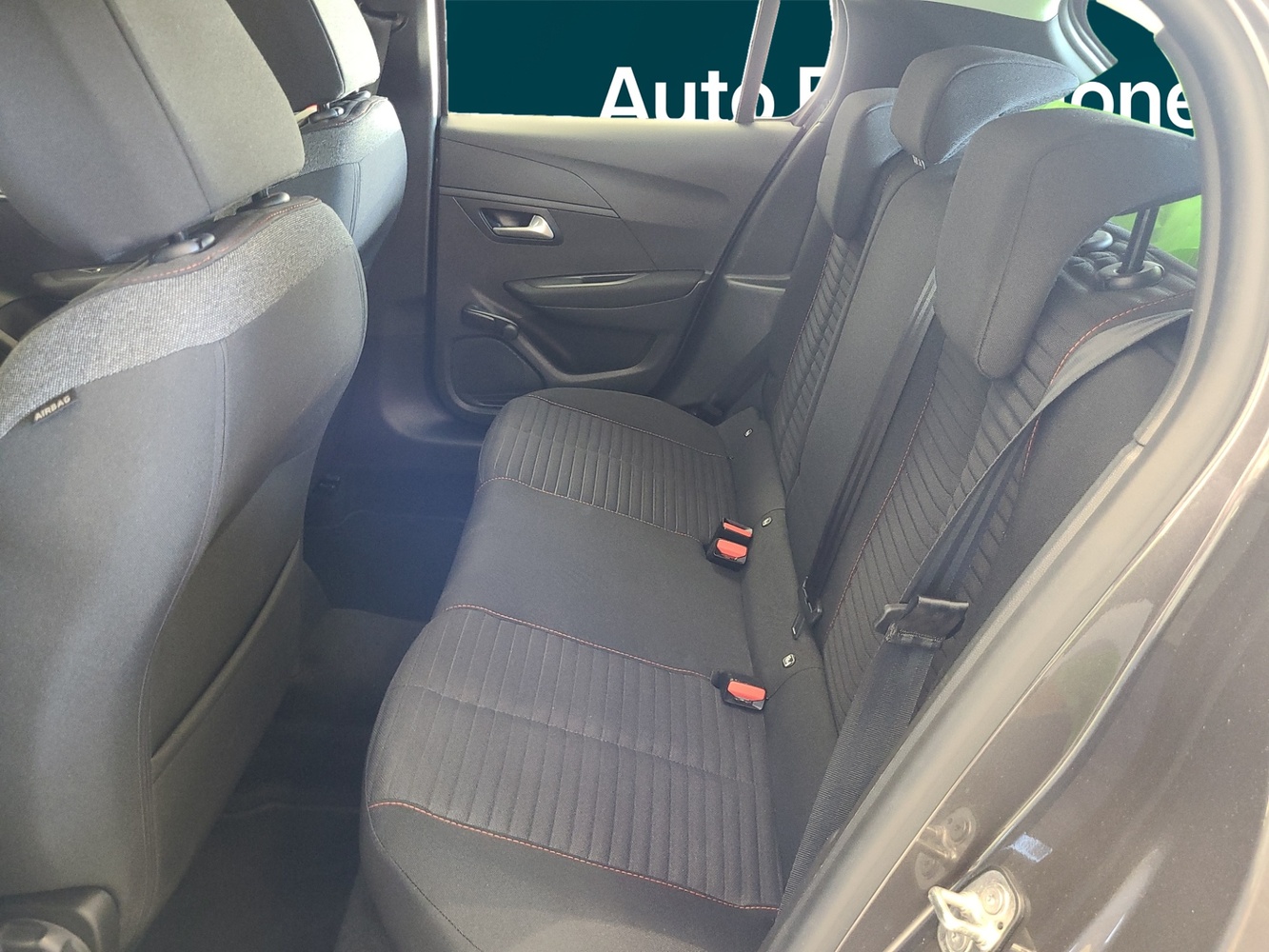 Peugeot 208 vaihtoauto