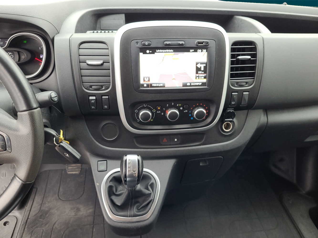 Renault Trafic vaihtoauto