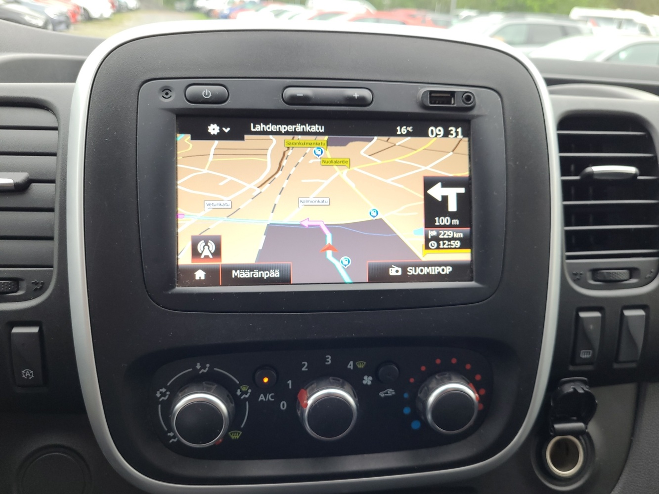Renault Trafic vaihtoauto