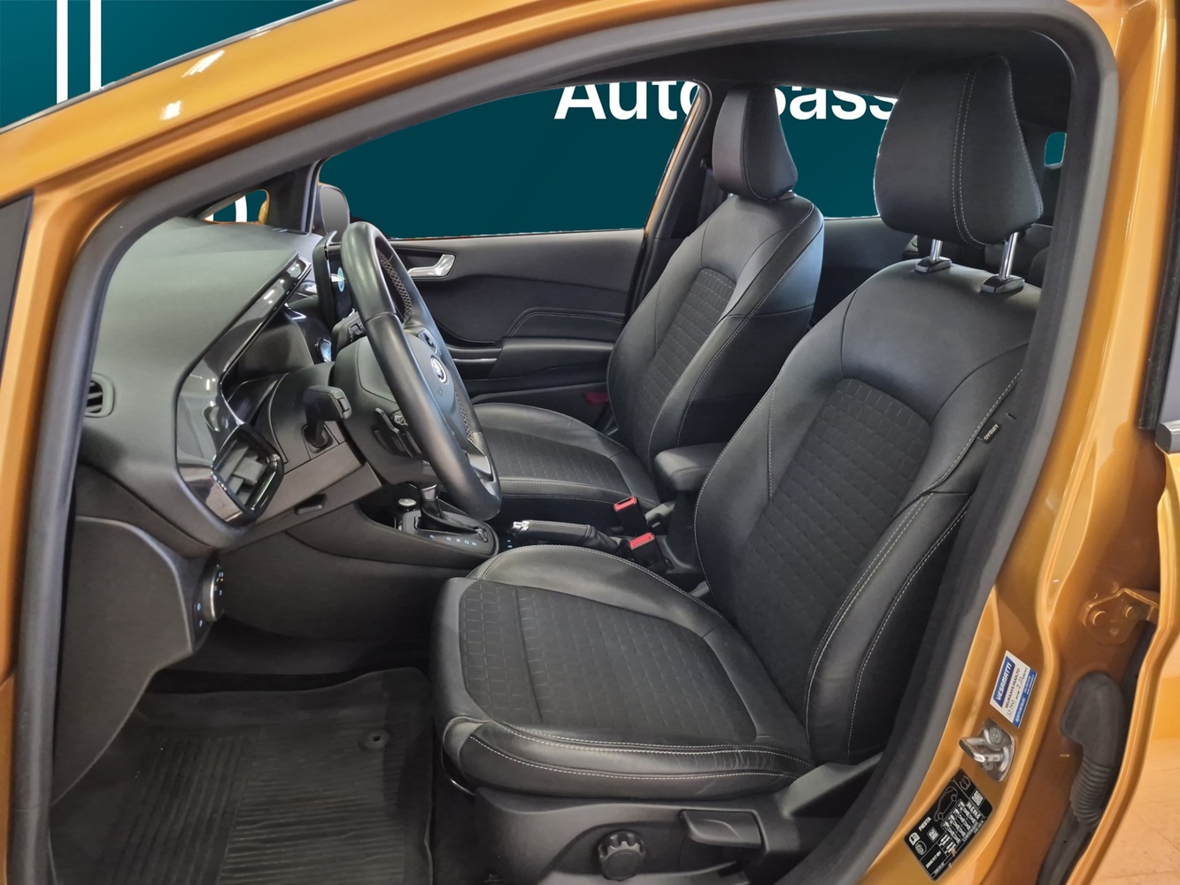Ford Fiesta vaihtoauto