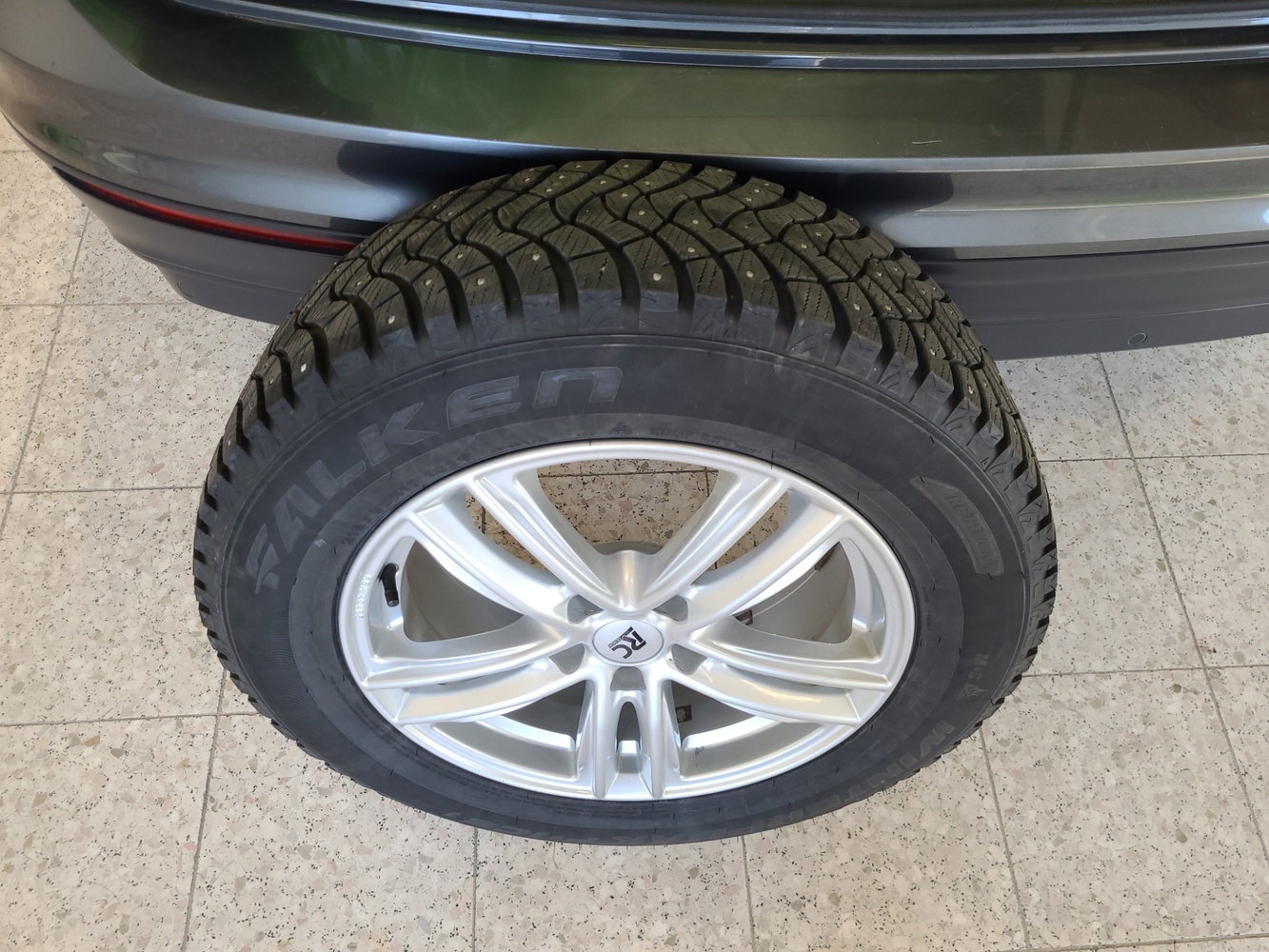 Volkswagen Tiguan vaihtoauto