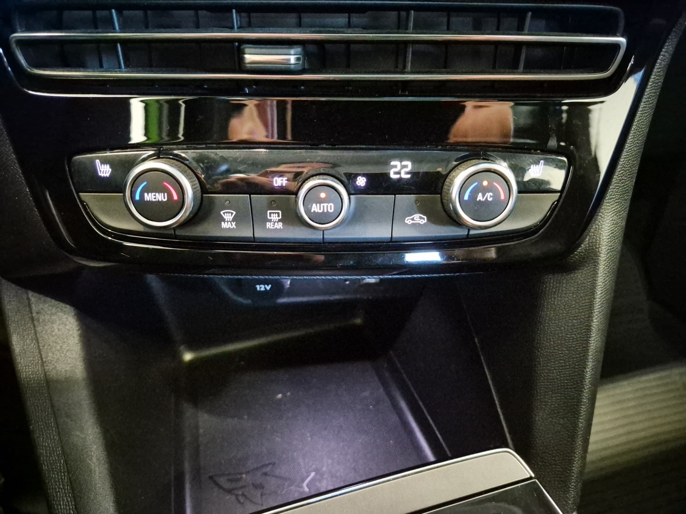 Opel Mokka-e vaihtoauto