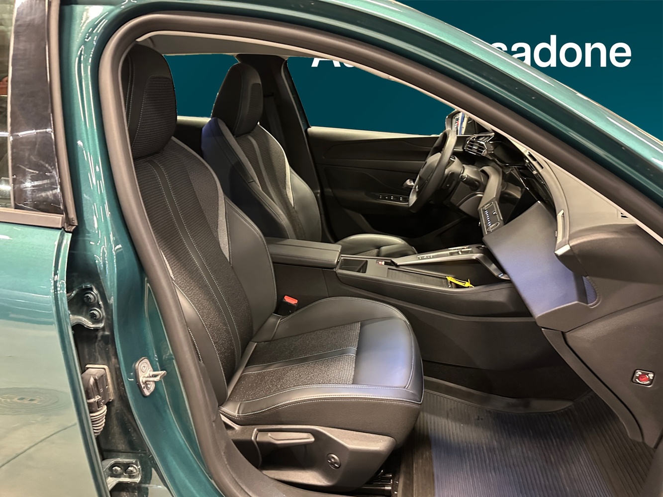 Peugeot 308 vaihtoauto