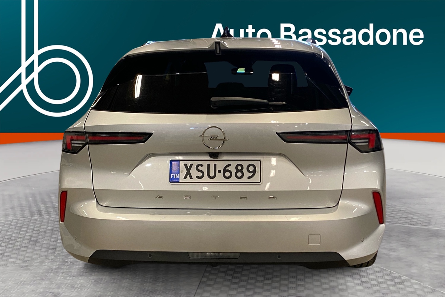 Opel Astra vaihtoauto