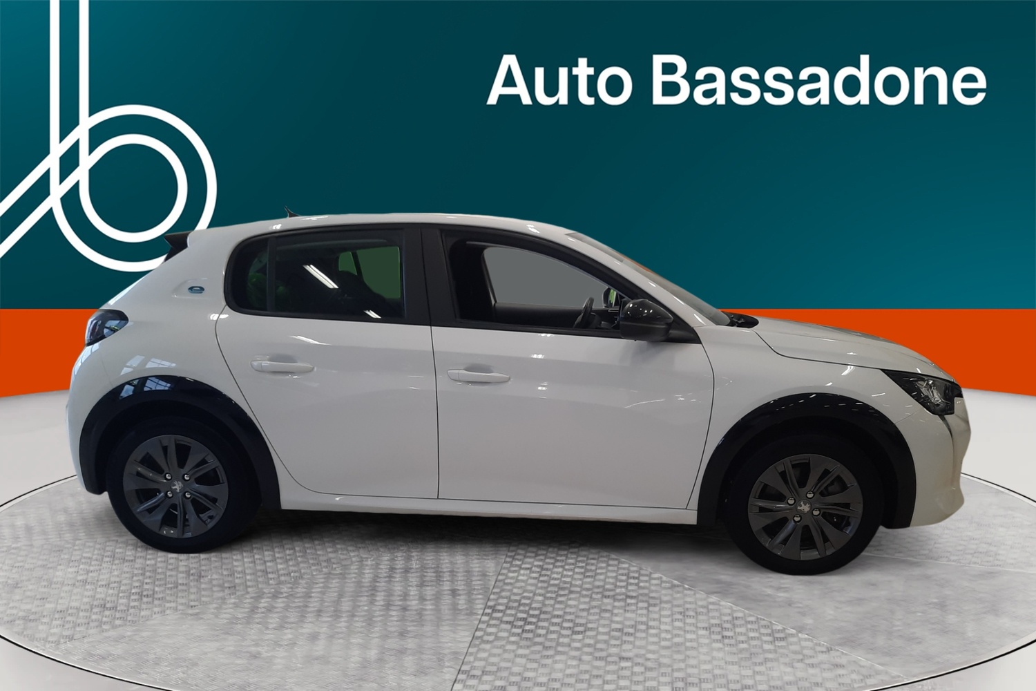 Peugeot e-208 vaihtoauto