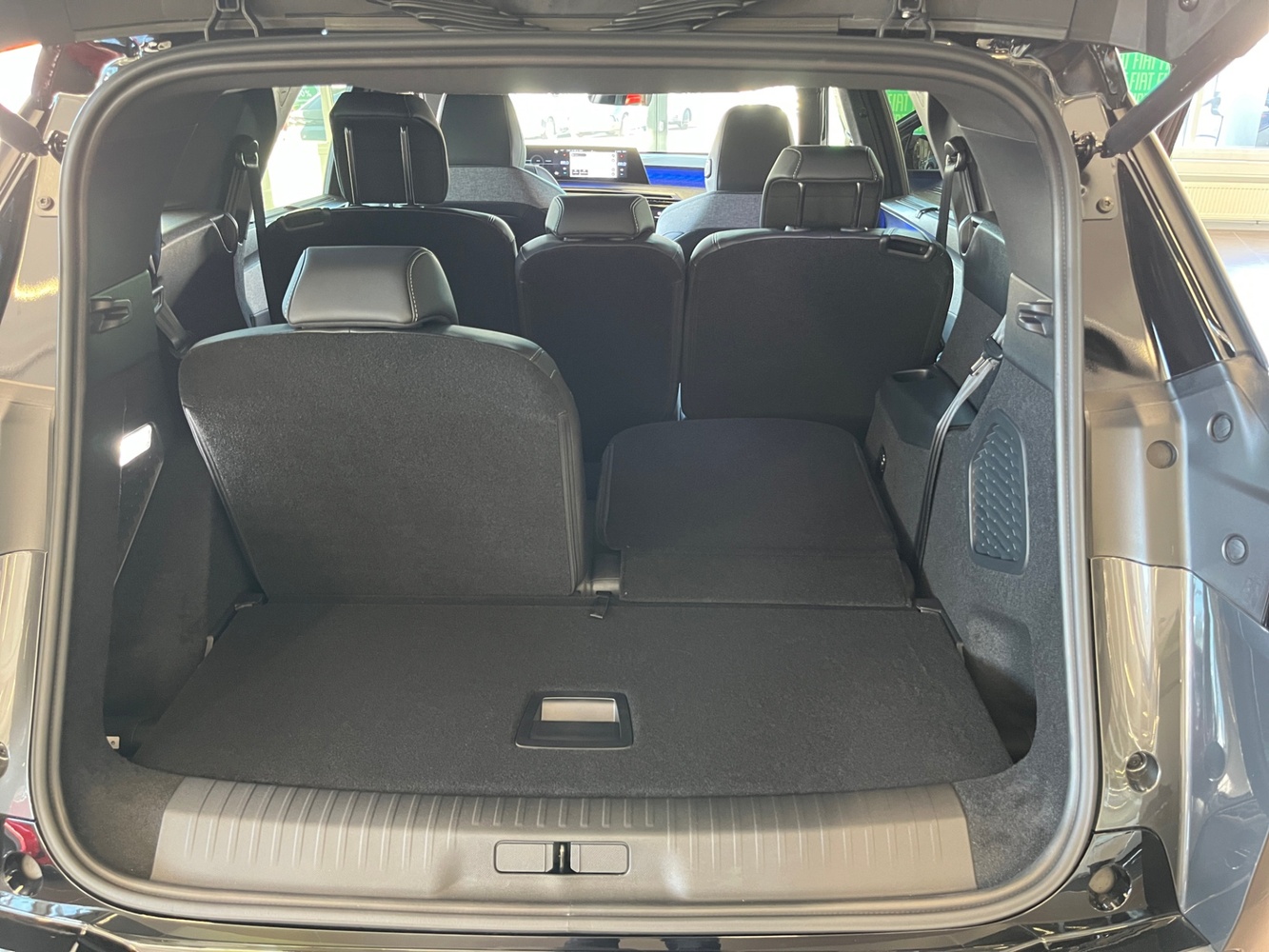 Peugeot 5008 vaihtoauto