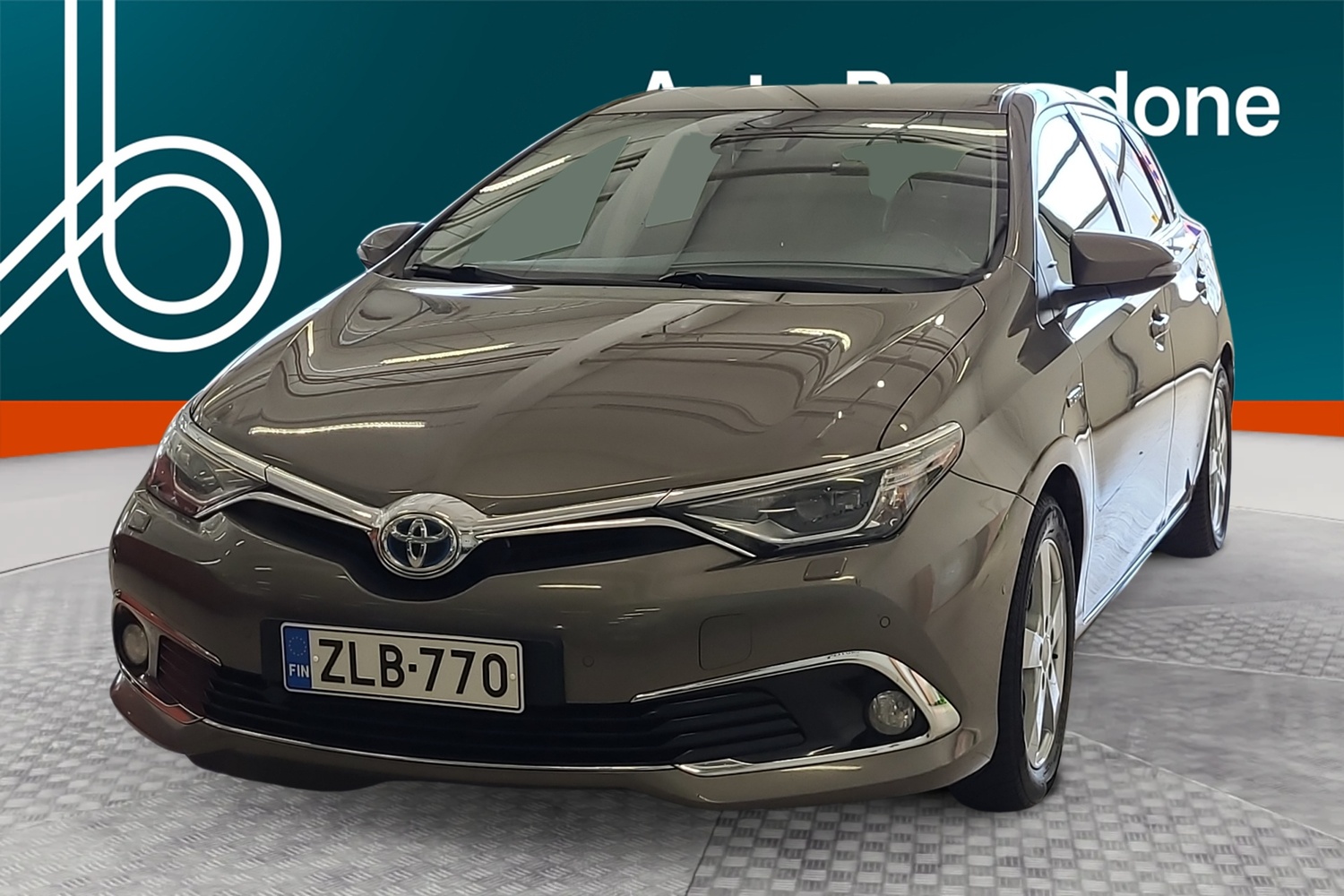 Toyota Auris vaihtoauto
