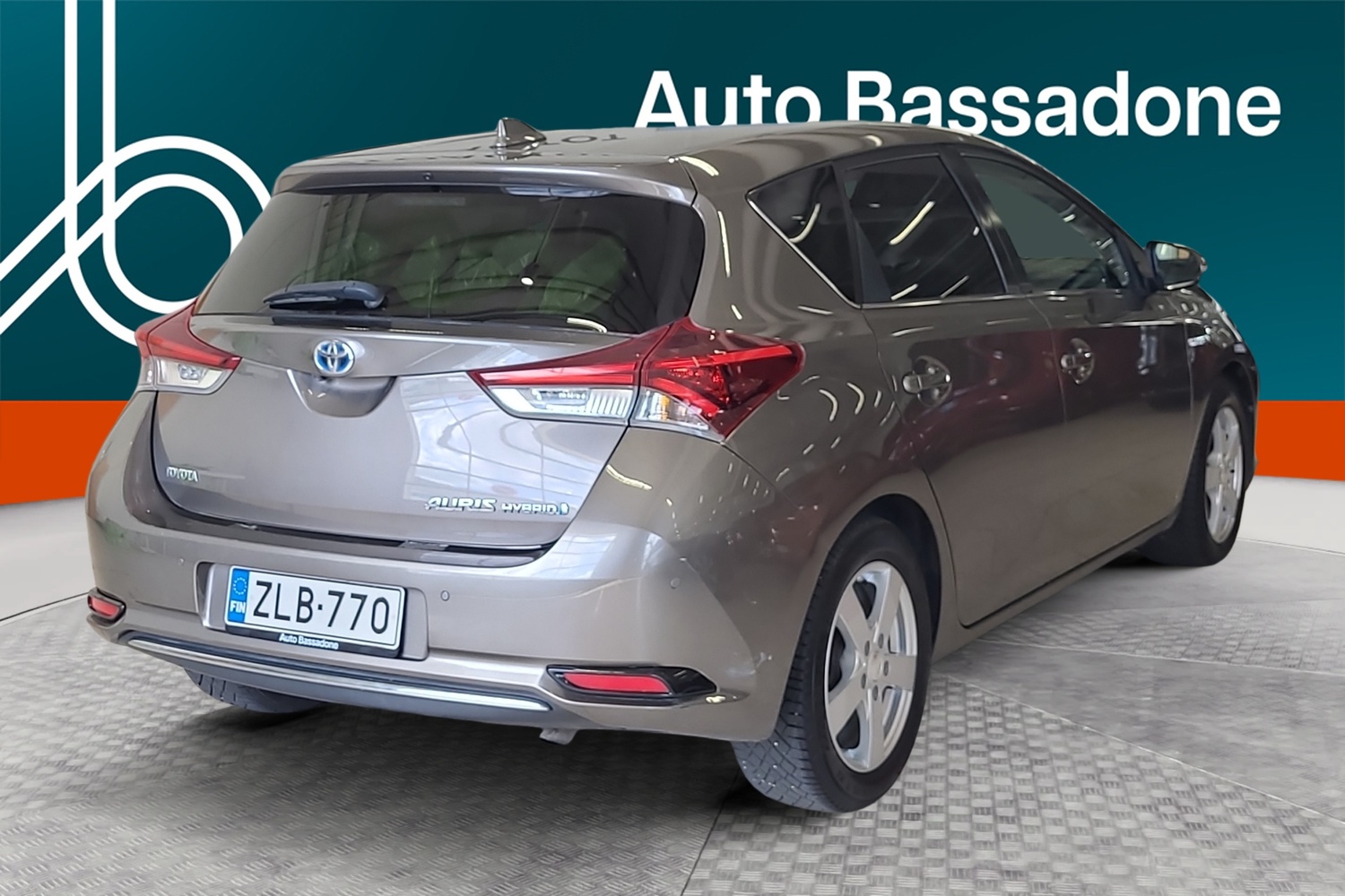 Toyota Auris vaihtoauto