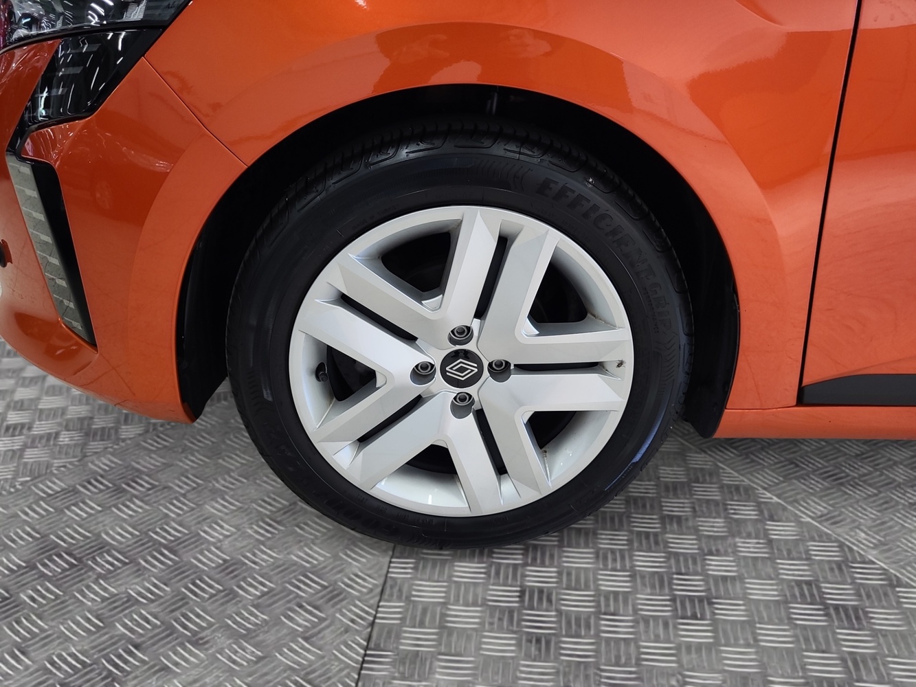 Renault Clio vaihtoauto