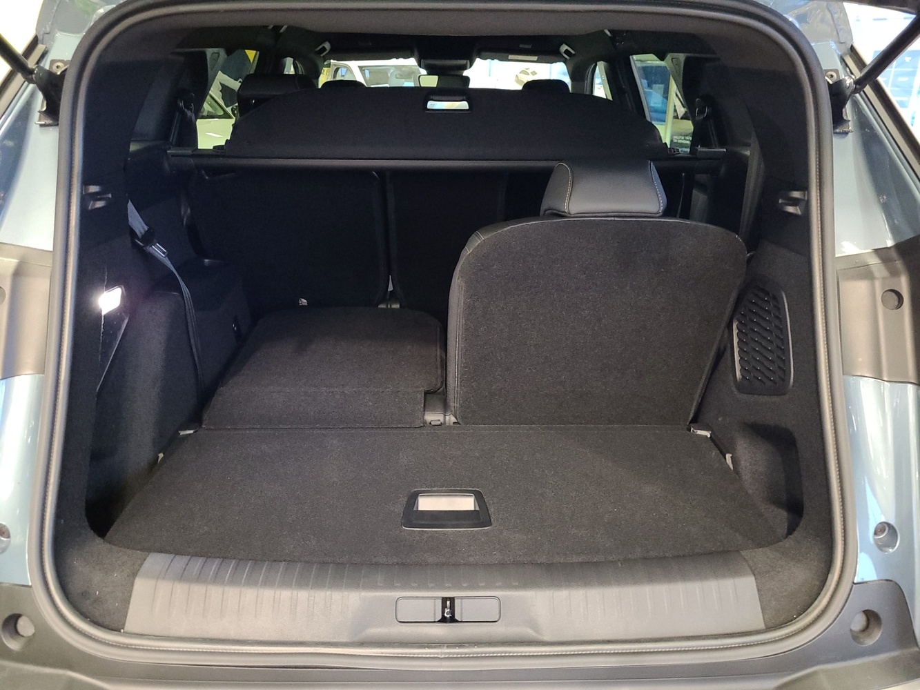 Peugeot E-5008 vaihtoauto