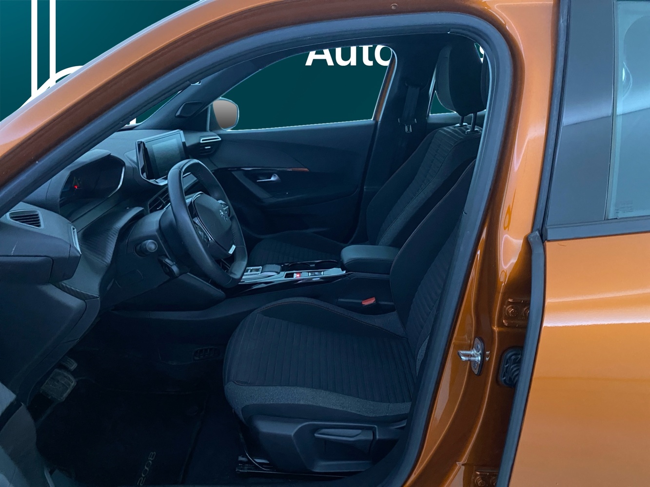 Peugeot e-2008 vaihtoauto