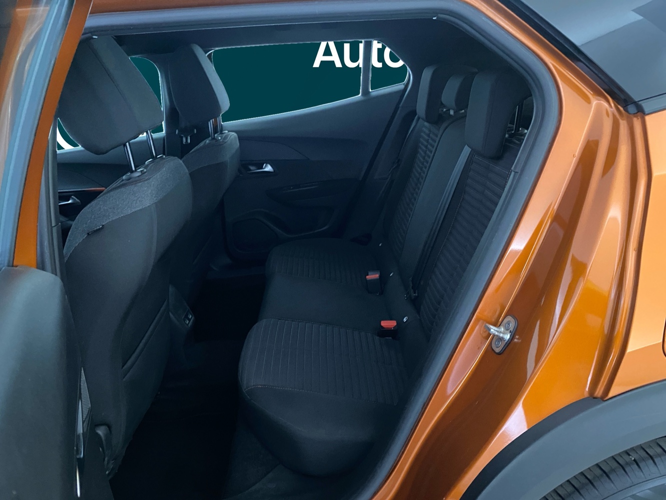 Peugeot e-2008 vaihtoauto