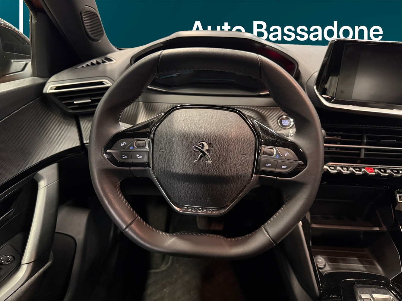 Peugeot e-2008 vaihtoauto