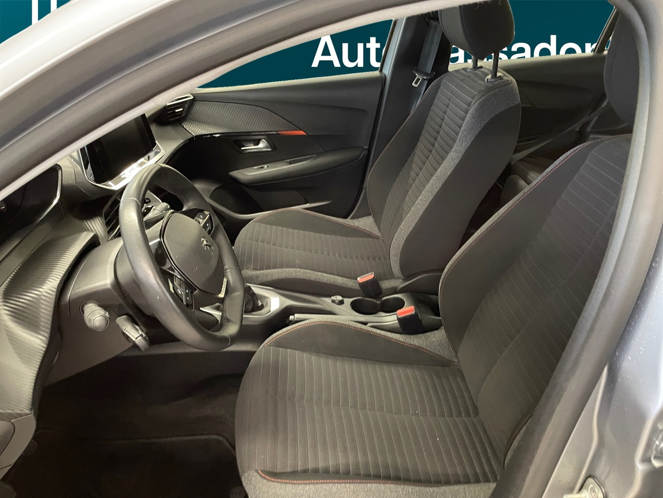 Peugeot 208 vaihtoauto