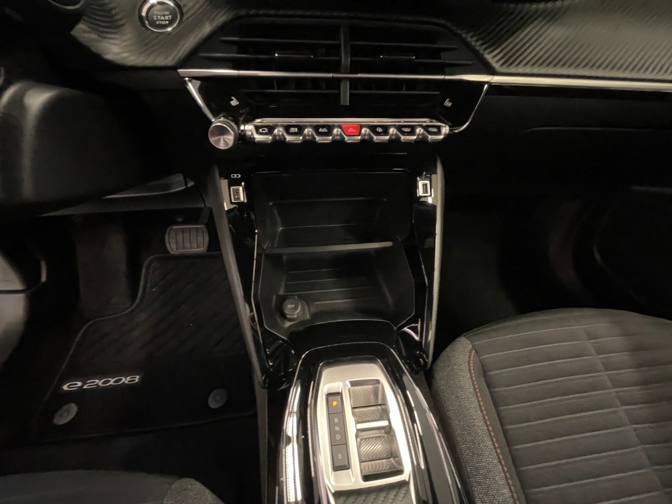 Peugeot e-2008 vaihtoauto