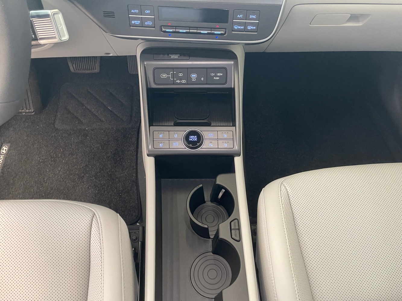 Hyundai KONA Hybrid vaihtoauto