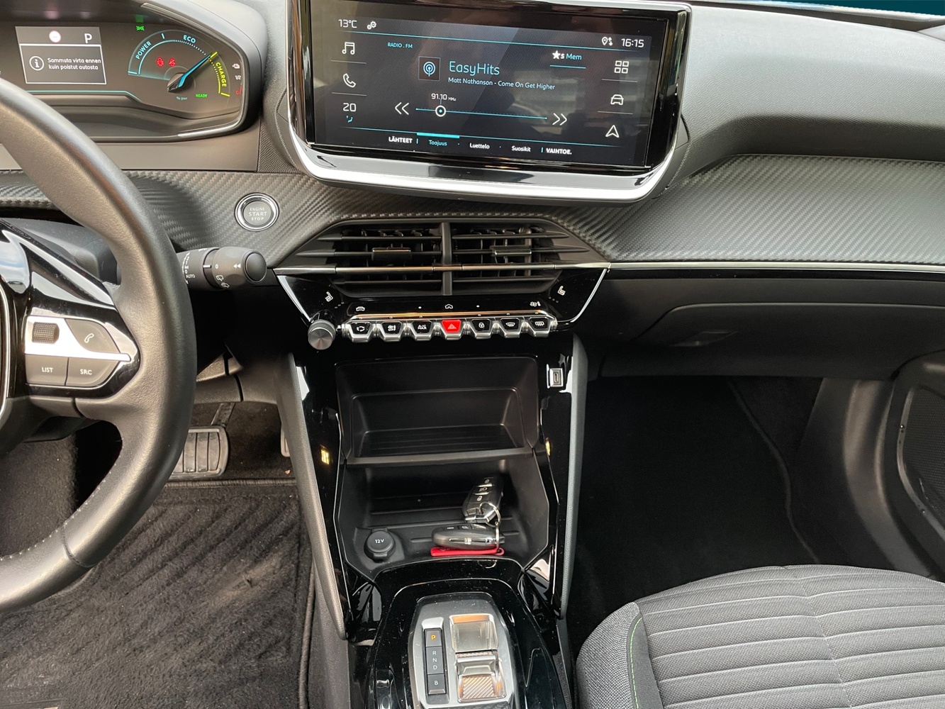 Peugeot e-2008 vaihtoauto