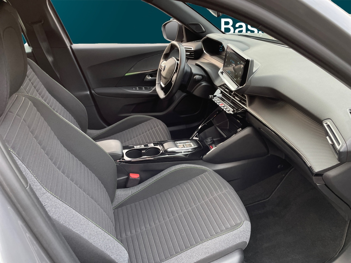 Peugeot e-2008 vaihtoauto