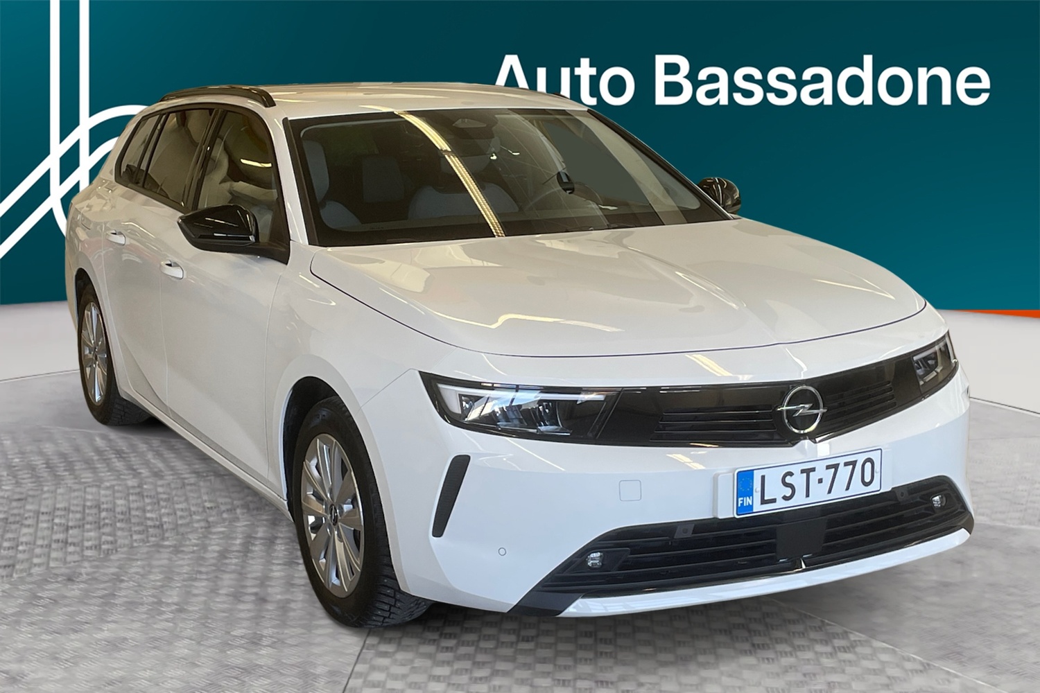 Opel Astra vaihtoauto