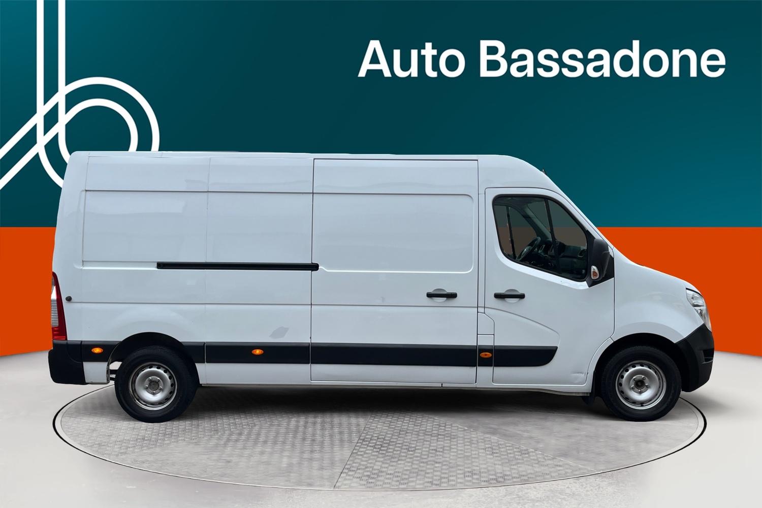 Nissan Interstar vaihtoauto