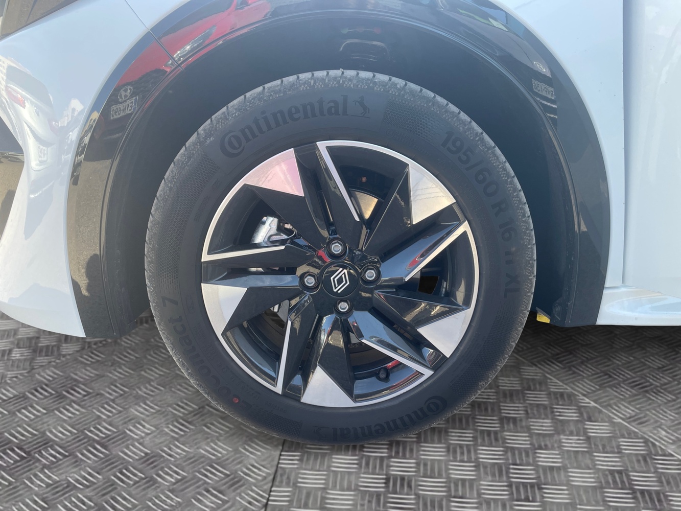 Renault Clio vaihtoauto