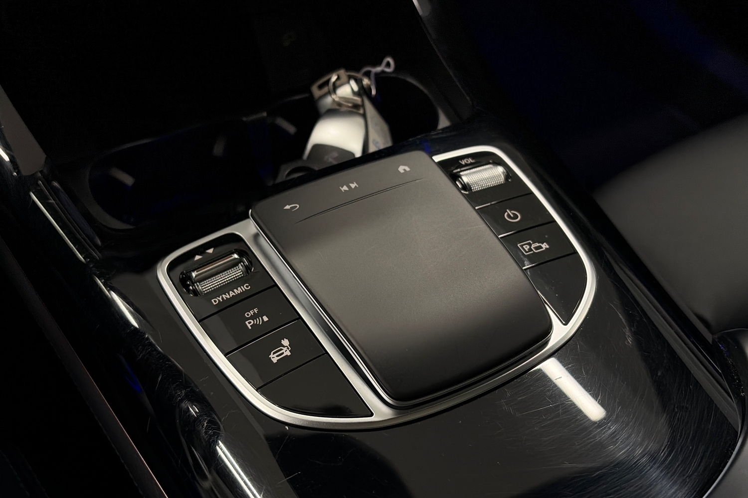 Mercedes-Benz EQC vaihtoauto