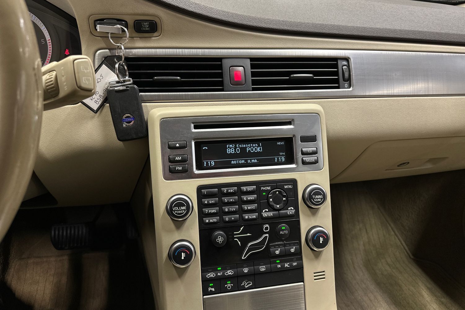 Volvo XC70 vaihtoauto