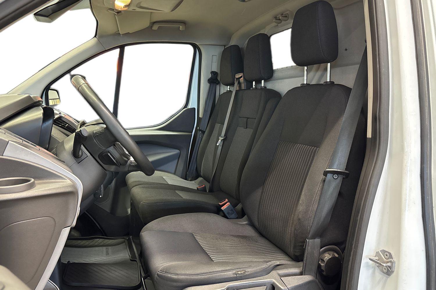 Ford Transit Custom vaihtoauto