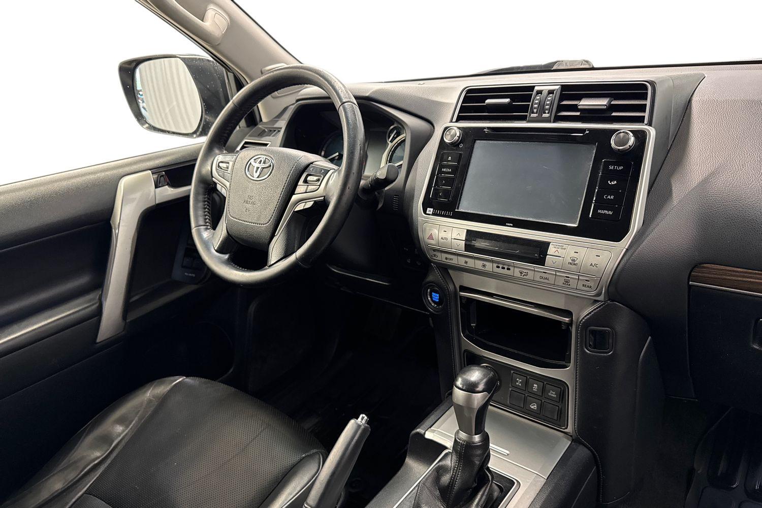 Toyota Land Cruiser vaihtoauto