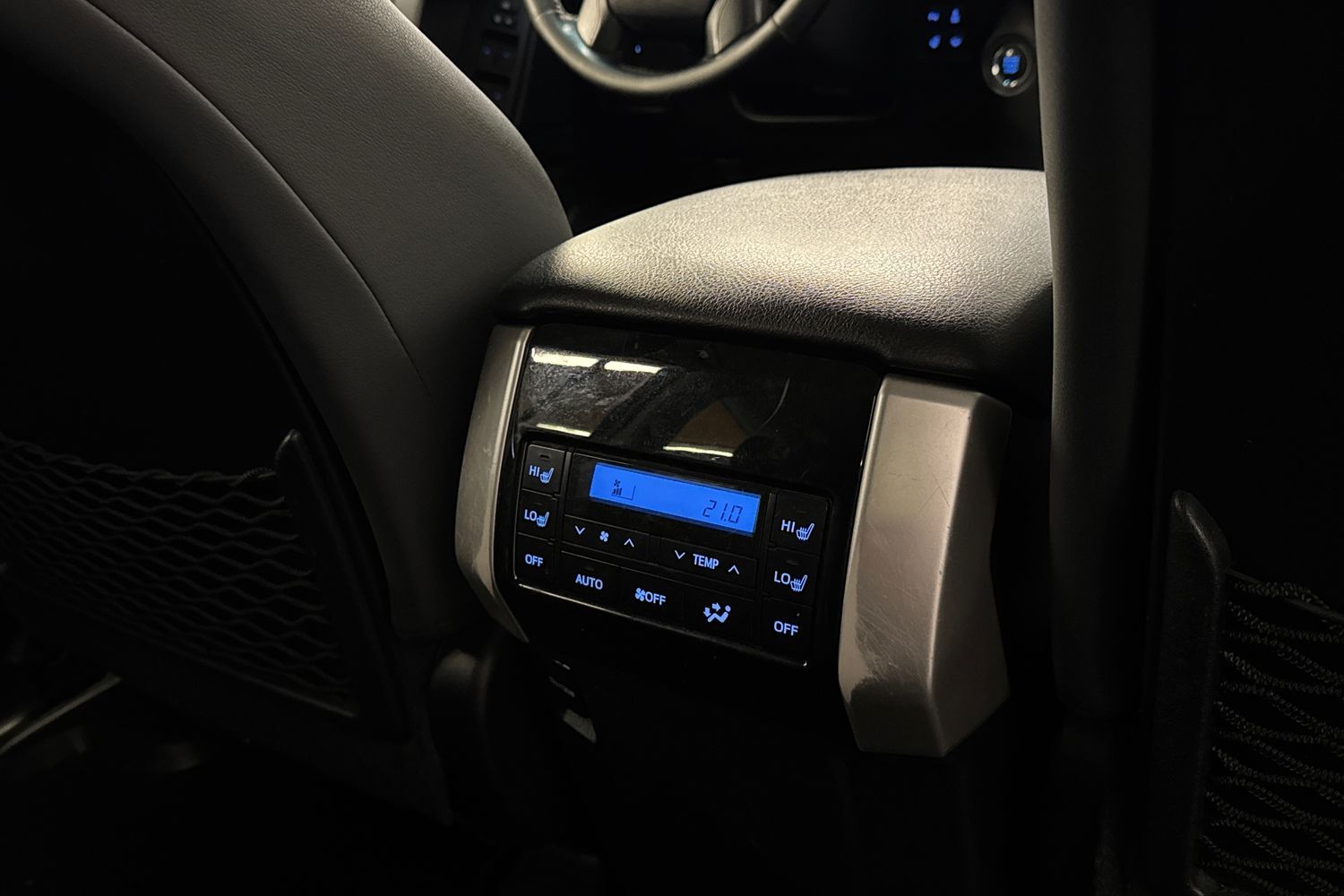 Toyota Land Cruiser vaihtoauto