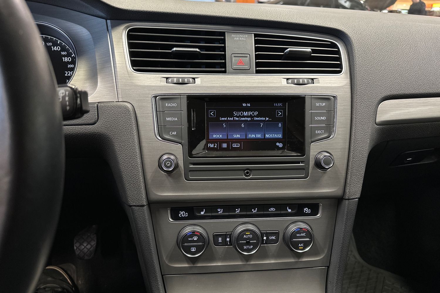 Volkswagen Golf vaihtoauto