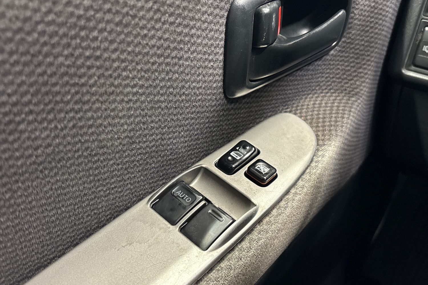 Toyota Hiace vaihtoauto