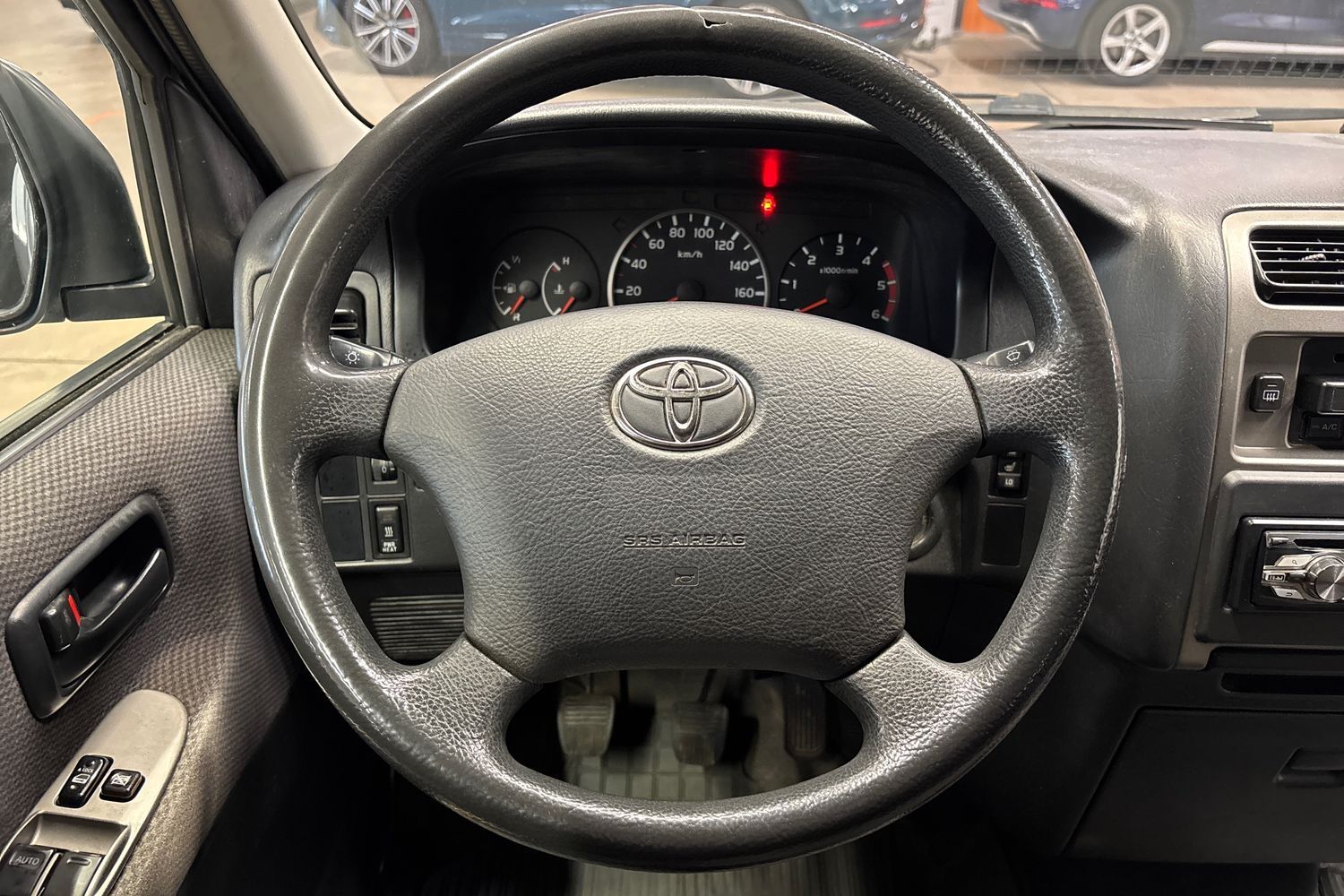 Toyota Hiace vaihtoauto