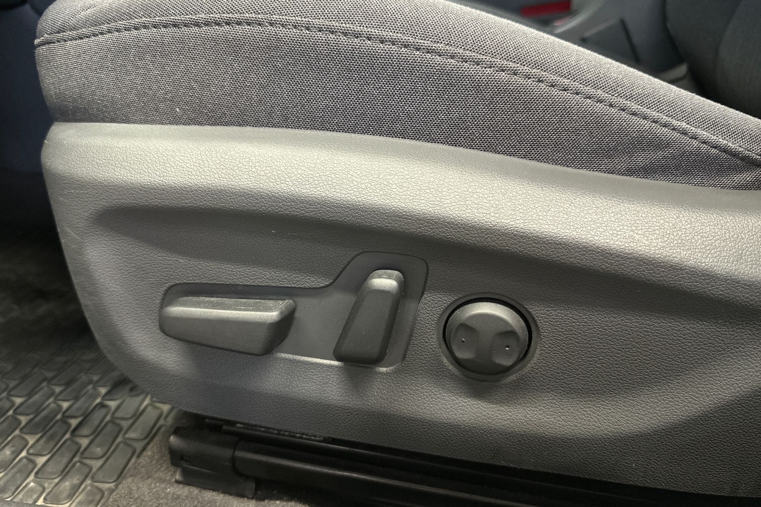 Hyundai IONIQ plug-in vaihtoauto
